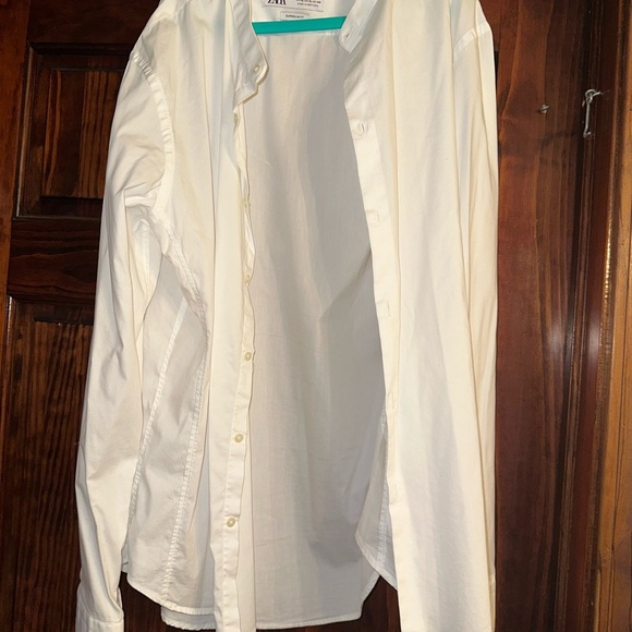 White Button-Up Shirt by Zara - Picture 1 of 4